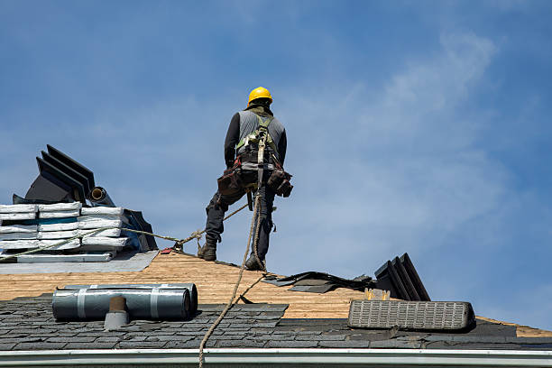 Professional Gutter Installation technician working in North Hills, NY